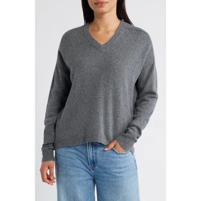 Caslon ® V-neck Sweater In Gray