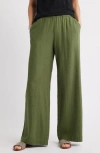 Caslon ® Wide Leg Pull-on Linen Blend Pants In Green