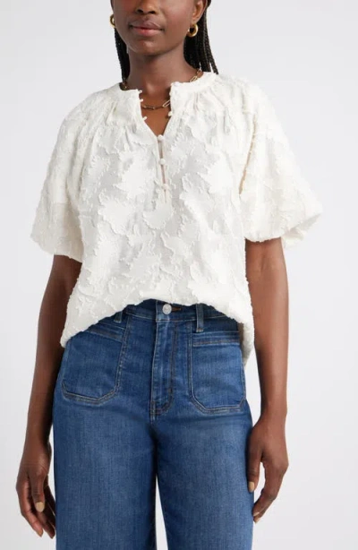 Caslonr Caslon(r) Floral Jacquard Puff Sleeve Top In White