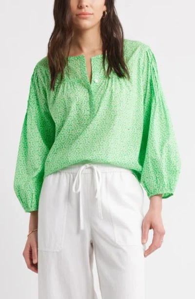 Caslonr Caslon(r) Pintuck Pleat Top In Green Celtic- White Ava Geo