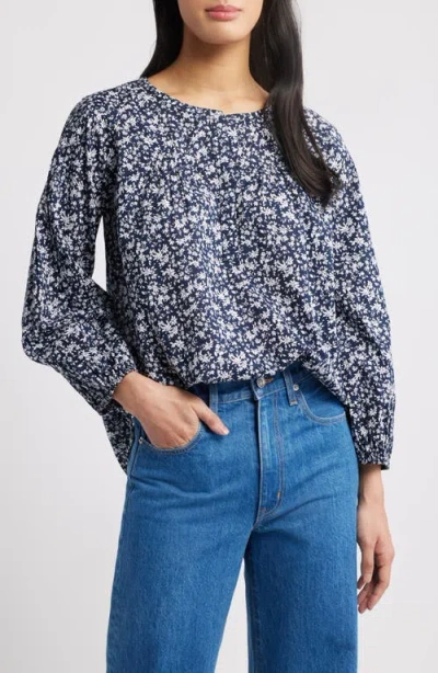 Caslonr Caslon(r) Pintuck Pleat Top In Navy- White Aida Floral
