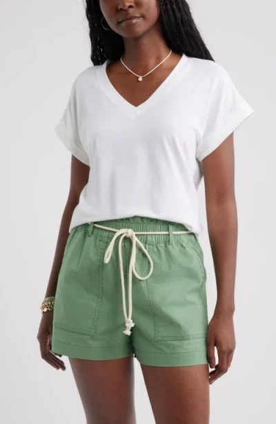 Caslonr Caslon(r) Roll Cuff V-neck T-shirt In Green