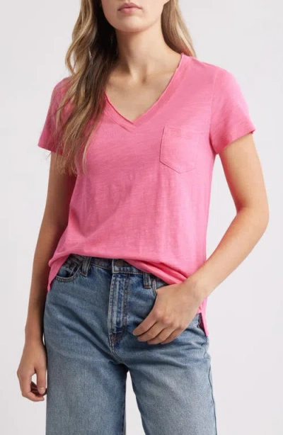 Caslonr Caslon(r) V-neck Short Sleeve Pocket T-shirt In Pink Caliente
