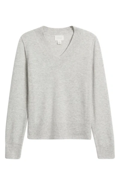 Caslonr Caslon(r) V-neck Wool & Cashmere Sweater In Gray