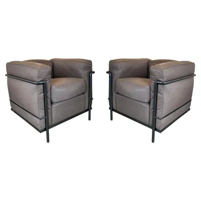 Pre-owned Cassina Pair Of Imaestri Le Corbusier 2 Armchair In Mocha Leather By  In Gray