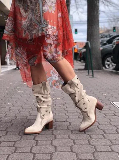 Pre-owned Casta Tulip Slouchy-western Boot In Arena - Size 38 In Beige