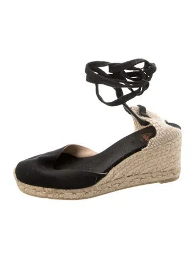 Pre-owned Castaã±er Canvas Braided Accents Pumps In Black