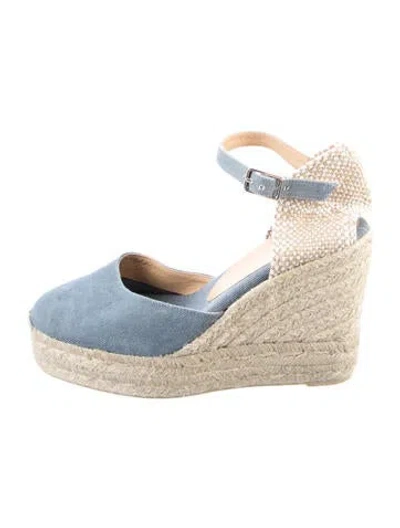 Pre-owned Castaã±er Canvas Braided Accents Pumps In Blue