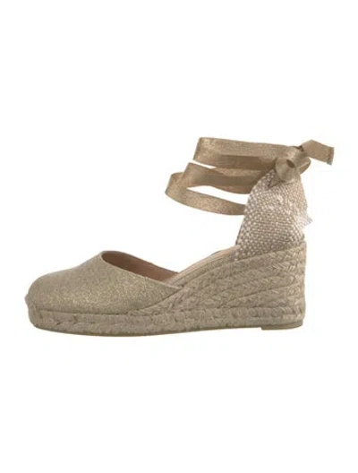 Pre-owned Castaã±er Canvas Braided Accents Pumps In Metallic/neutrals