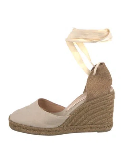 Pre-owned Castaã±er Canvas Colorblock Pattern D'orsay Pumps In Gold