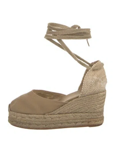 Pre-owned Castaã±er Canvas D'orsay Pumps In Green