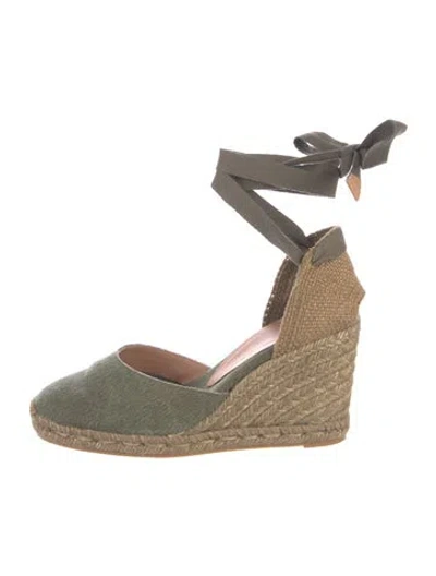 Pre-owned Castaã±er Canvas D'orsay Pumps In Green