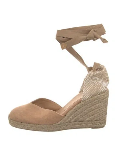 Pre-owned Castaã±er Canvas D'orsay Pumps In Neutral