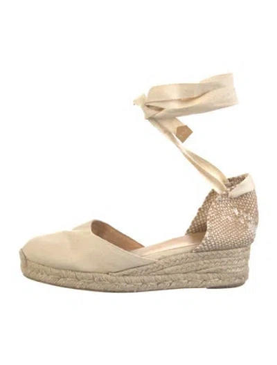 Pre-owned Castaã±er Canvas D'orsay Pumps In Neutral