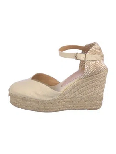 Pre-owned Castaã±er Canvas D'orsay Pumps In Neutral