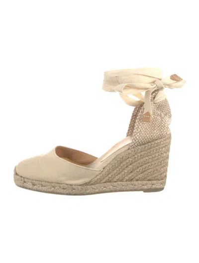 Pre-owned Castaã±er Canvas D'orsay Pumps In Neutral