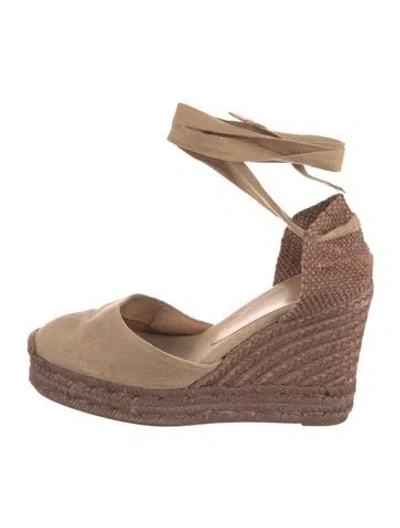 Pre-owned Castaã±er Canvas D'orsay Pumps In Neutral