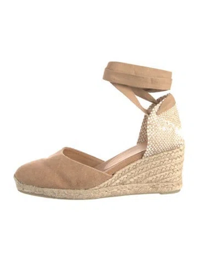 Pre-owned Castaã±er Canvas D'orsay Pumps In Neutral