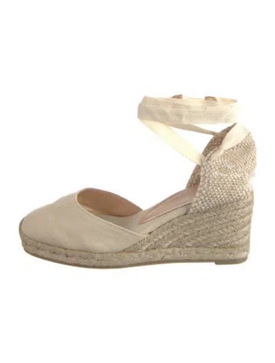Pre-owned Castaã±er Canvas D'orsay Pumps In Neutral