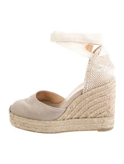 Pre-owned Castaã±er Canvas D'orsay Pumps In Neutral