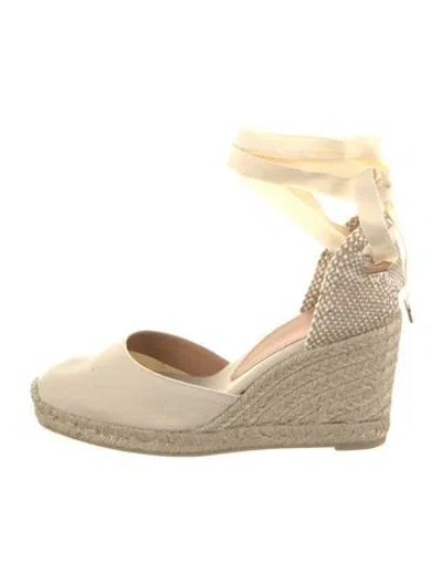 Pre-owned Castaã±er Canvas Espadrilles In Neutral