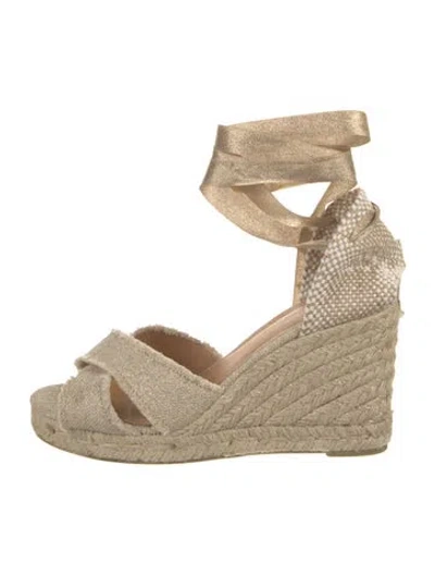 Pre-owned Castaã±er Canvas Espadrilles In Neutral