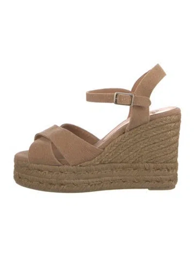 Pre-owned Castaã±er Canvas Espadrilles In Neutral