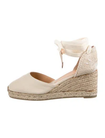 Pre-owned Castaã±er Canvas Espadrilles In Neutral
