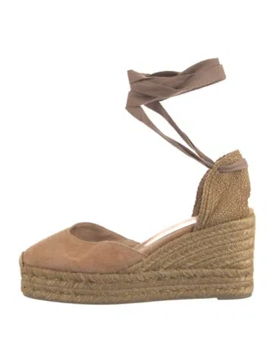 Pre-owned Castaã±er Canvas Patterned D'orsay Pumps In Neutral