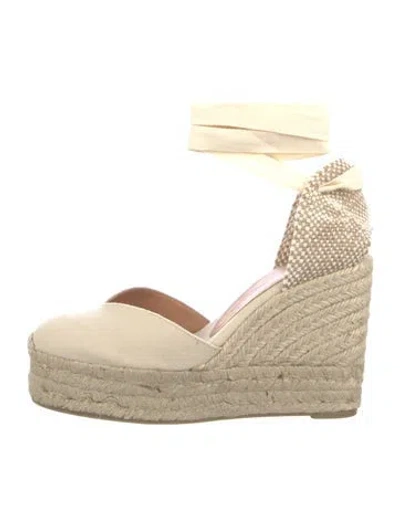 Pre-owned Castaã±er Canvas Plaid Print D'orsay Pumps In Neutral