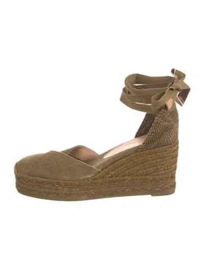 Pre-owned Castaã±er Canvas Pumps In Green