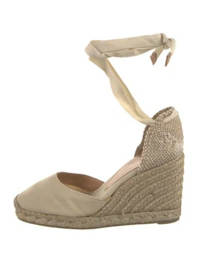 Pre-owned Castaã±er Canvas Pumps In Neutral