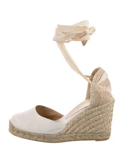 Pre-owned Castaã±er Canvas Pumps In Neutral