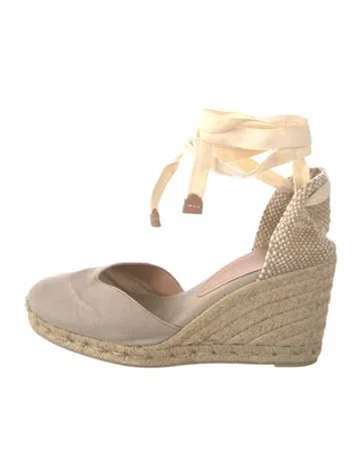 Pre-owned Castaã±er Canvas Pumps In Neutrals