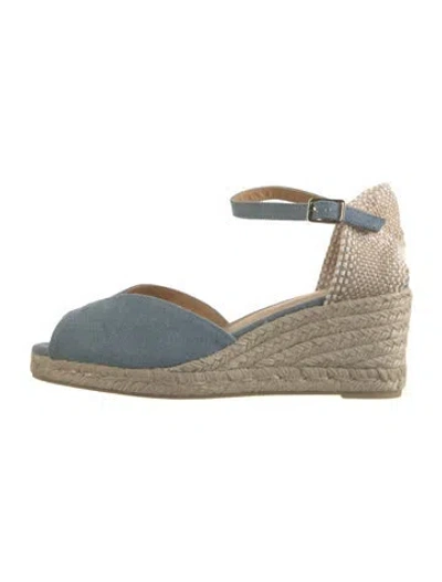 Pre-owned Castaã±er Canvas Pumps In Neutrals