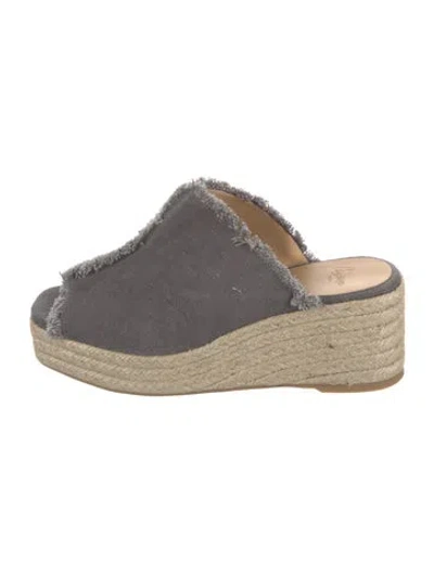 Pre-owned Castaã±er Canvas Raw-edge Trim Espadrilles In Gray