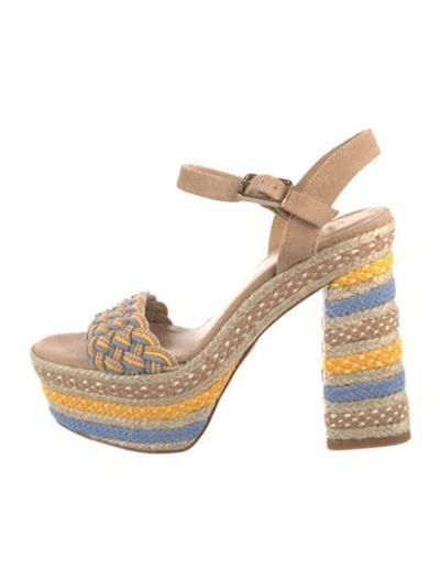 Pre-owned Castaã±er Canvas Striped Pumps