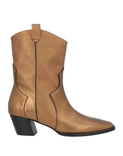 Castaã±er Castañer Woman Ankle Boots Gold Size 5 Leather
