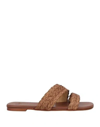 CASTAÃ±ER CASTAÑER WOMAN SANDALS BROWN SIZE 7.5 SYNTHETISCHES MATERIAL