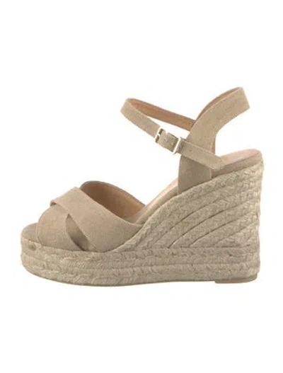 Pre-owned Castaã±er Espadrilles In Neutral