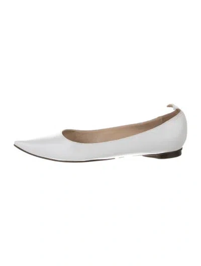 Pre-owned Castaã±er Leather Ballet Flats In White