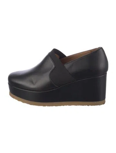 Pre-owned Castaã±er Leather Pumps In Black
