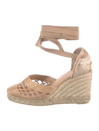 Pre-owned Castaã±er Raffia Braided Accents Pumps In Pink