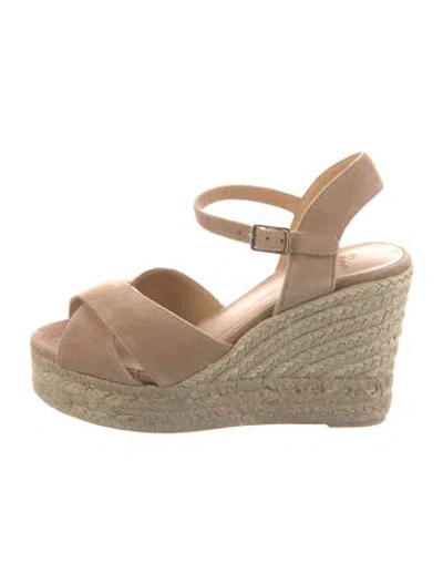 Pre-owned Castaã±er Suede Espadrilles In Neutral