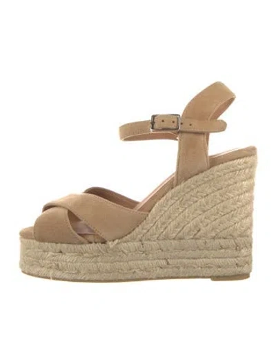 Pre-owned Castaã±er Suede Espadrilles In Neutrals