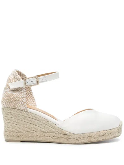 Castaã±er Carol Wedge Espadrilles In Bianco Chiari E Naturali