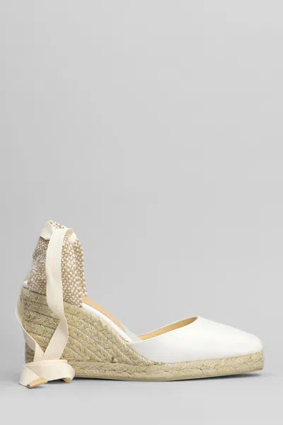 Castaã±er Joyce-8-006 Wedges In White Satin In Neutral