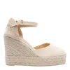 Castaã±er Carol Wedges In White