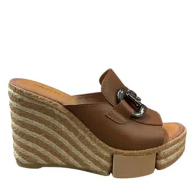 Casteller Barb Sandals In Brown