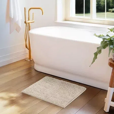 Casual Comfort Chenille Bath Rug In White